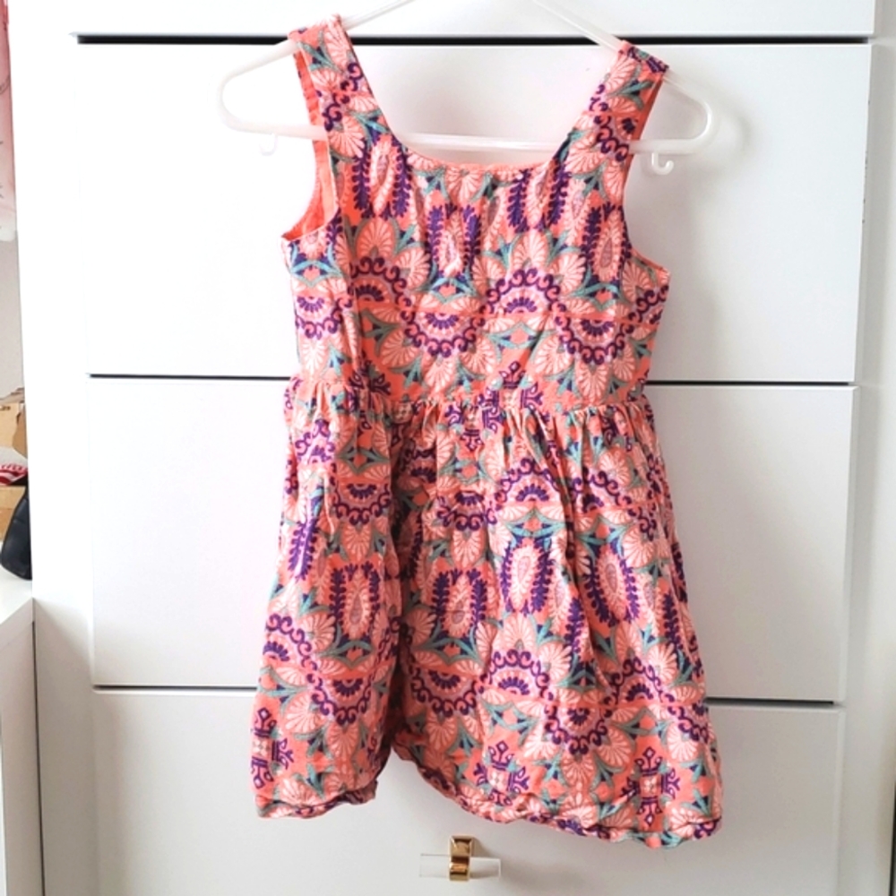 *3 for 10 SALE!* Beautiful spring dress